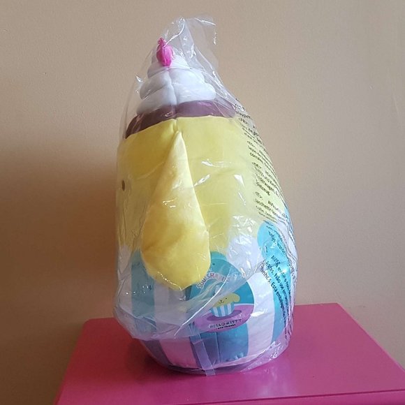 NWT POMPOMPURIN 12” Hello Kitty & Friends Sundae Cupcake Squishmallow - Picture 3 of 8